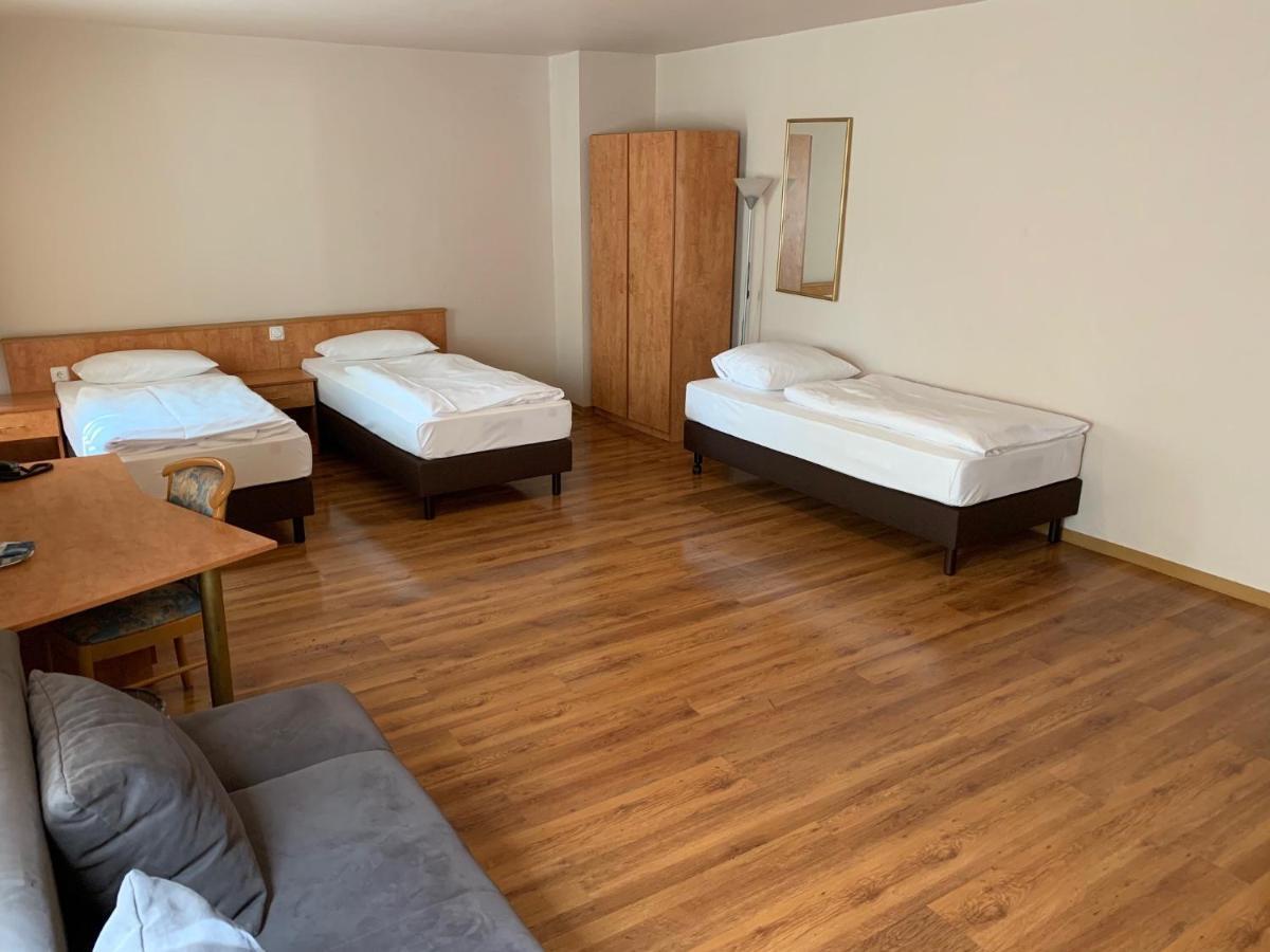 Hotel Am Kurfuerstenplatz - Messe فرانكفورت المظهر الخارجي الصورة